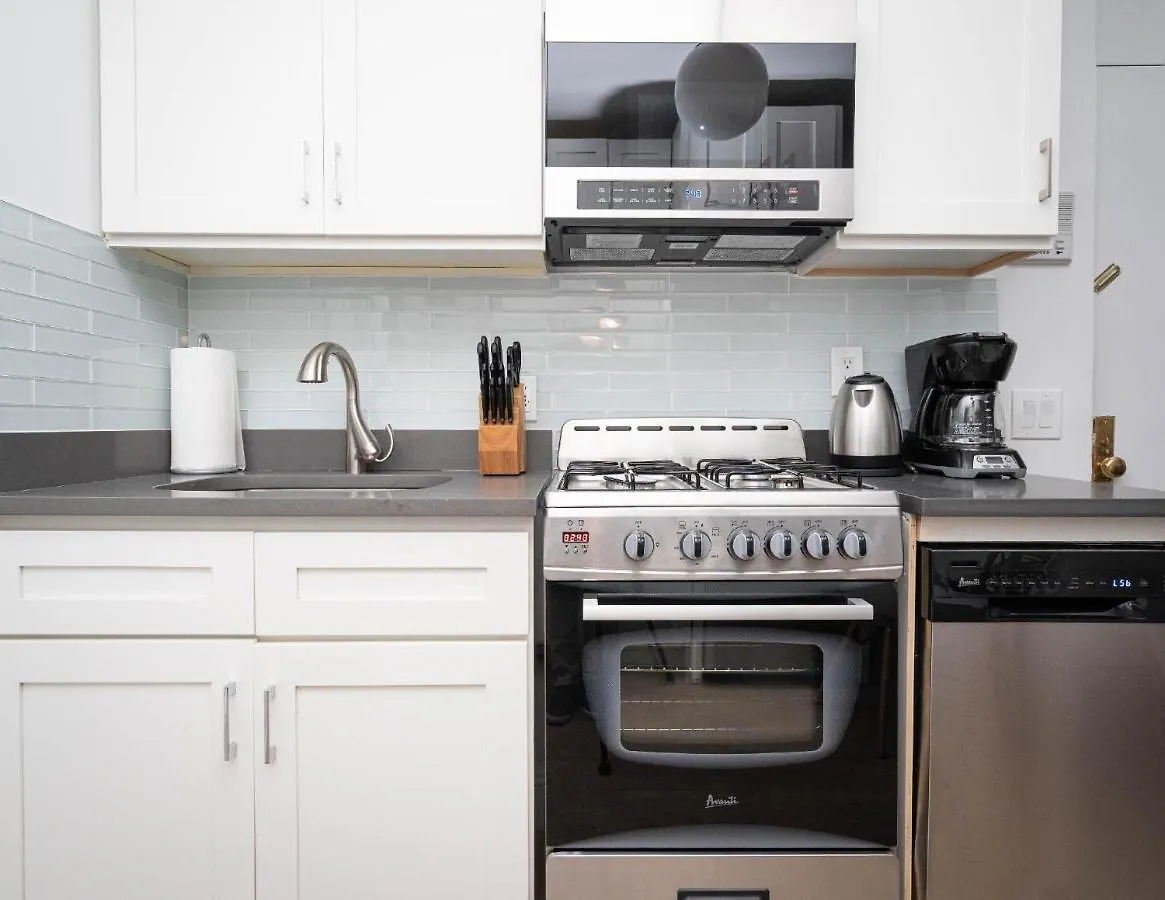 Апартаменты South West Chelsea Ny 30 Day Stays Нью-Йорк
